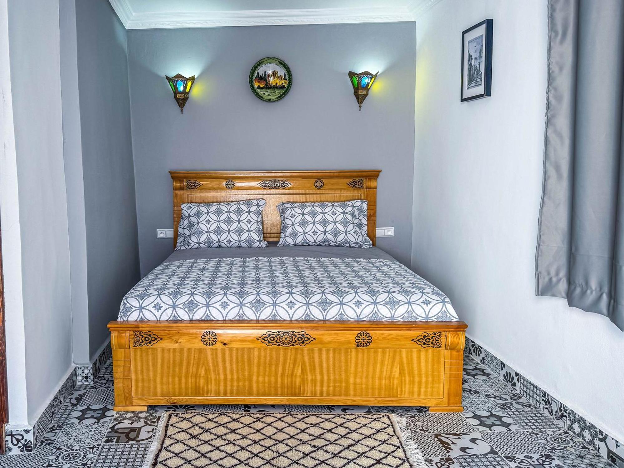 Dar Sharif Tanger Bed & Breakfast Екстериор снимка
